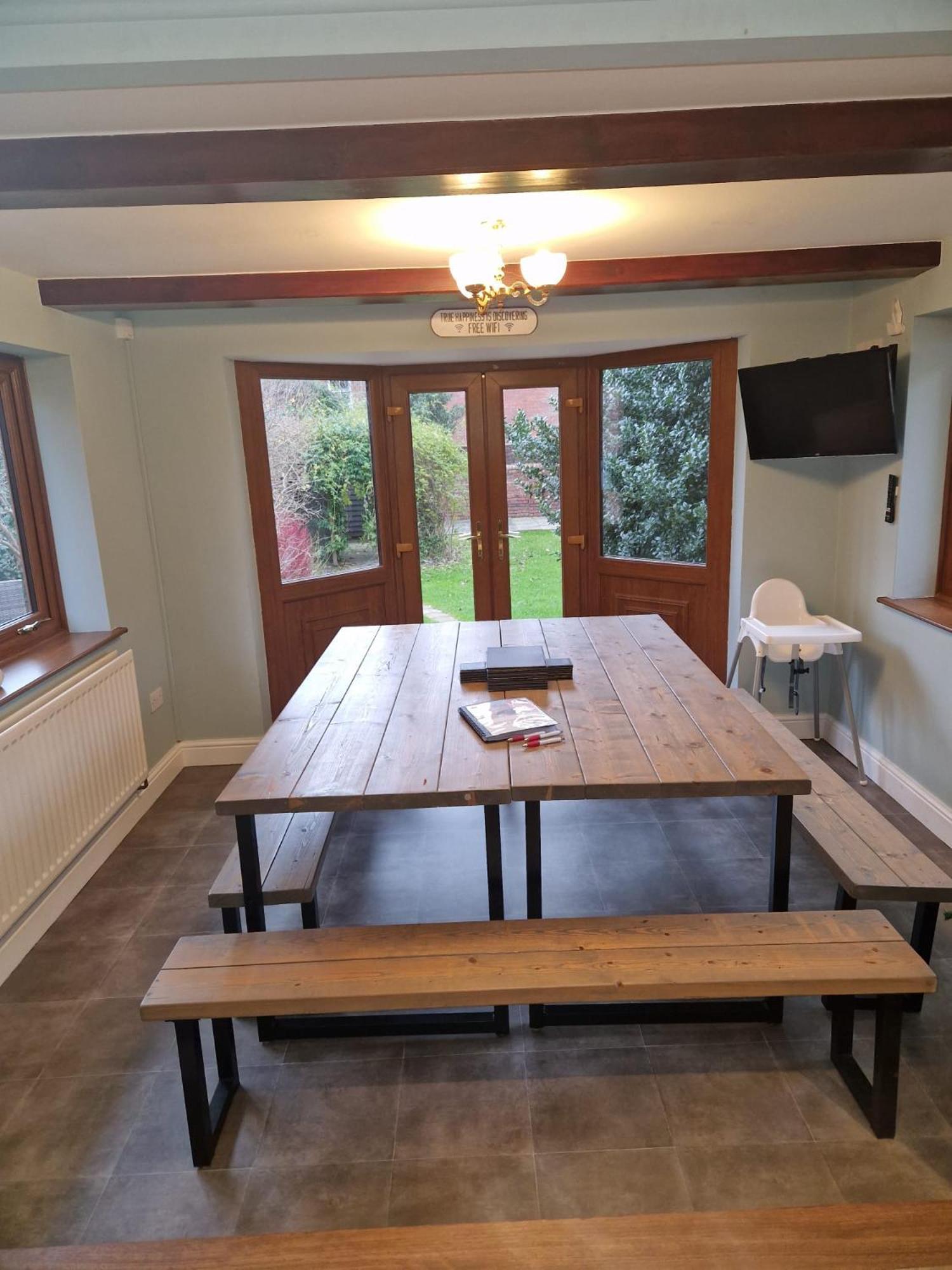 Hereford - Falcon House - Spacious 5 Bedroom House With Games Room - Sleeps 14 Guests - Great Property For Family & Friends Gathering Together - Hosted By Rentmyhouse Eksteriør bilde